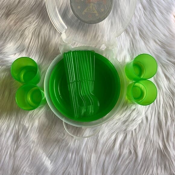 12 Piece Camping Picnic Set. Never Used - Picture 2 of 3